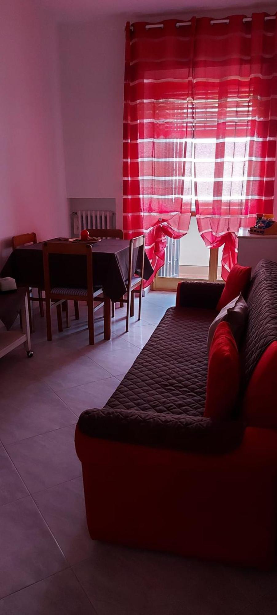 Matthias Central Rooms And Accomodation Бари Екстериор снимка