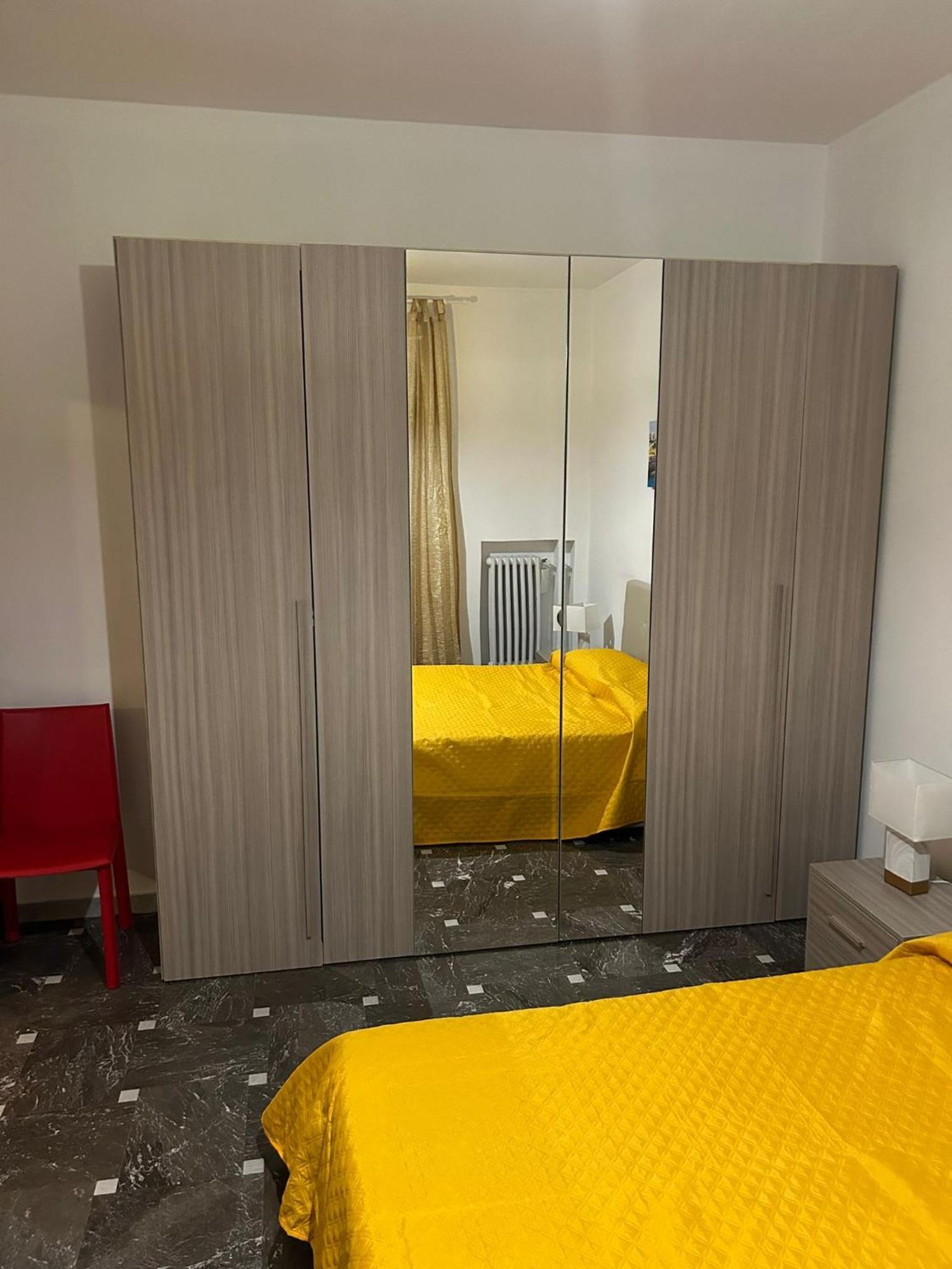 Matthias Central Rooms And Accomodation Бари Екстериор снимка