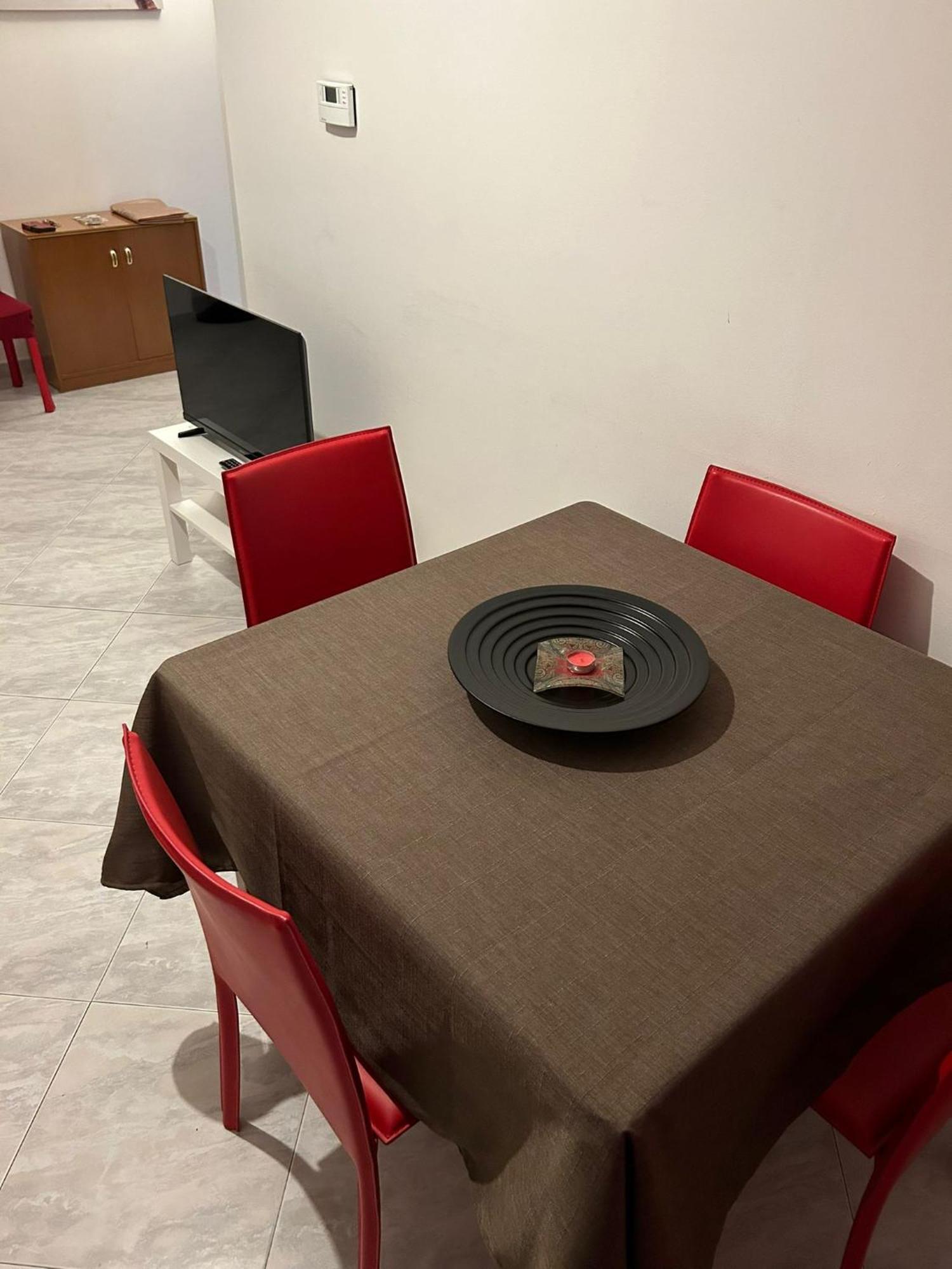 Matthias Central Rooms And Accomodation Бари Екстериор снимка